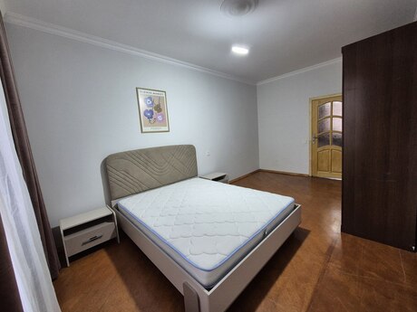 2 otaqlı köhnə tikili - Memar Əcəmi m. - 50 m²