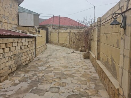 3 otaqlı həyət evi/bağ evi - Lökbatan q. - 95 m²