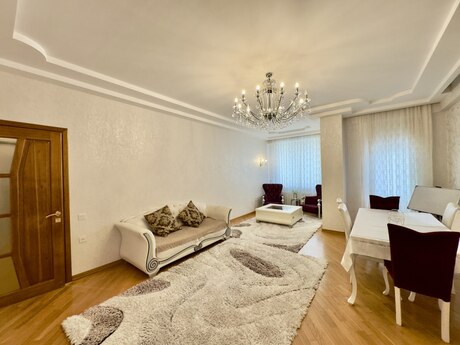 Elan №6112448 - Bakı, Memar Əcəmi m., 4 otaqlı, 155 m², 8/17 mərtəbə