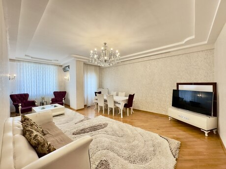 4-комн. новостройка - м. Мемар Аджеми - 155 м²