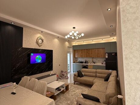 4 otaqlı həyət evi/bağ evi - Mərdəkan q. - 130 m²