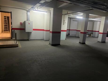 Qaraj - Ağ şəhər q. - 95 m²