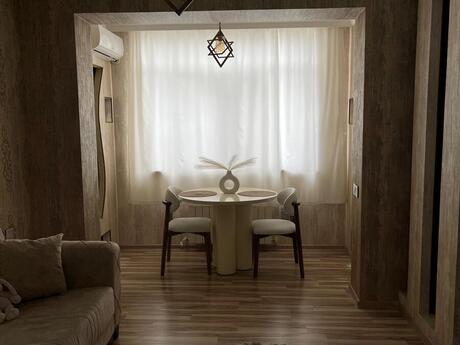 2 otaqlı köhnə tikili - Memar Əcəmi m. - 55 m²
