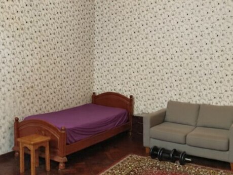 4 otaqlı köhnə tikili - Sahil m. - 220 m²