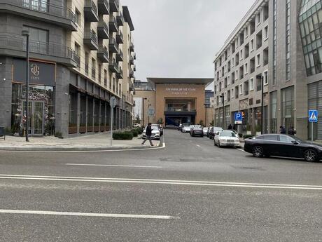 Obyekt - Ağ şəhər q. - 600 m²