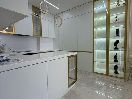 3 otaqlı yeni tikili - Bayıl q. - 130 m²