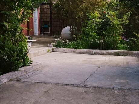 4 otaqlı həyət evi/bağ evi - Zığ q. - 110 m²