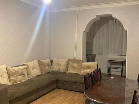 Elan №6112622 - Bakı, Nərimanov r., 2 otaqlı, 50 m², 1/5 mərtəbə