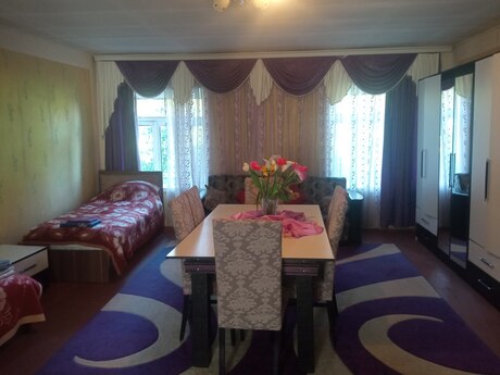 4 otaqlı həyət evi/bağ evi - Qəbələ - 100 m²