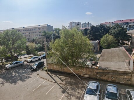 2 otaqlı köhnə tikili - Sumqayıt - 58 m²