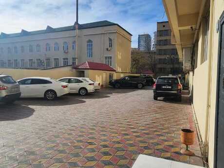 4 otaqlı yeni tikili - İçəri Şəhər m. - 186 m²