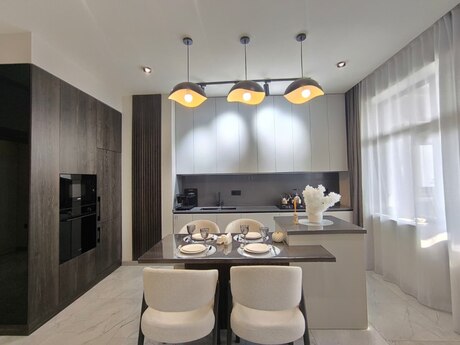 Elan №6111157 - Bakı, 28 May m., 3 otaqlı, 90 m², 11/15 mərtəbə