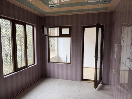 3 otaqlı köhnə tikili - İçəri Şəhər m. - 100 m²