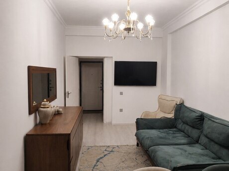 2-комн. новостройка - м. Иншаатчылар - 48 м²