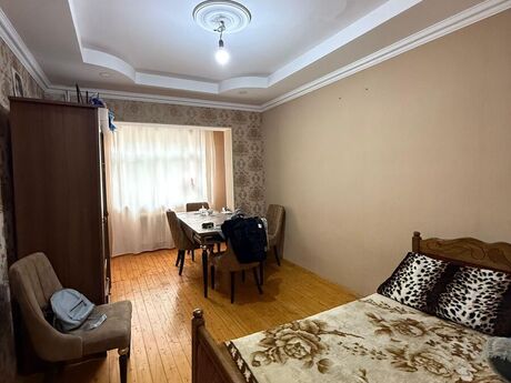 2 otaqlı köhnə tikili - 20 Yanvar m. - 70 m²