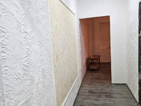 3 otaqlı köhnə tikili - Azadlıq Prospekti m. - 60 m²