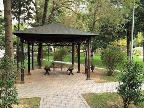 2 otaqlı köhnə tikili - Azadlıq Prospekti m. - 65 m²