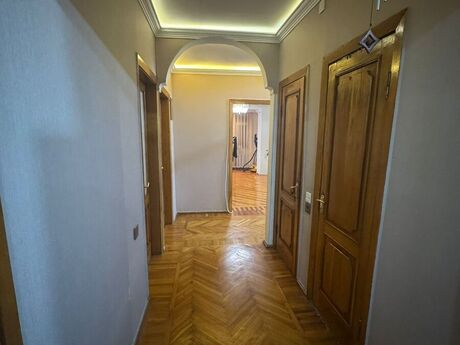 4 otaqlı köhnə tikili - Memar Əcəmi m. - 110 m²
