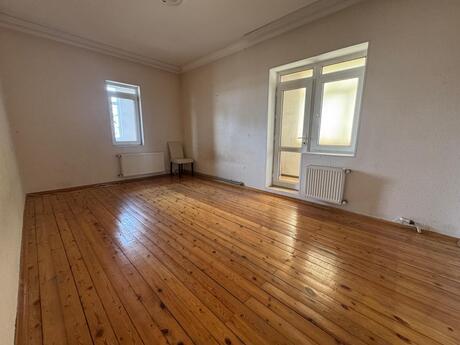 4 otaqlı köhnə tikili - Xalqlar Dostluğu m. - 100 m²