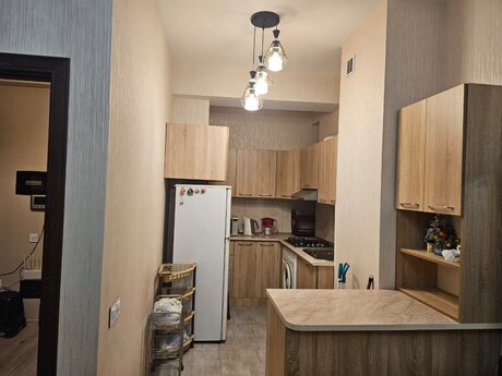 2 otaqlı yeni tikili - Elmlər Akademiyası m. - 65 m²