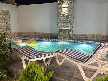 4 otaqlı həyət evi/bağ evi - Mərdəkan q. - 300 m²