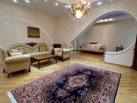 4 otaqlı yeni tikili - Elmlər Akademiyası m. - 220 m²