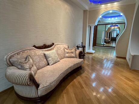 4 otaqlı yeni tikili - Elmlər Akademiyası m. - 220 m²