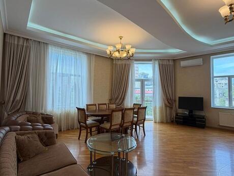3 otaqlı köhnə tikili - Sahil m. - 110 m²