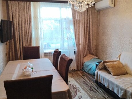 2 otaqlı köhnə tikili - Lökbatan q. - 42 m²