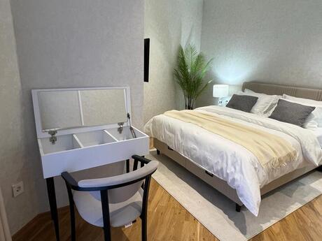 2 otaqlı yeni tikili - Xətai r. - 78 m²