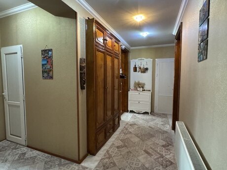 4 otaqlı köhnə tikili - Suraxanı r. - 113 m²