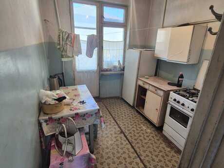 2 otaqlı köhnə tikili - Həzi Aslanov m. - 55 m²