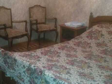 3 otaqlı köhnə tikili - 28 May m. - 50 m²