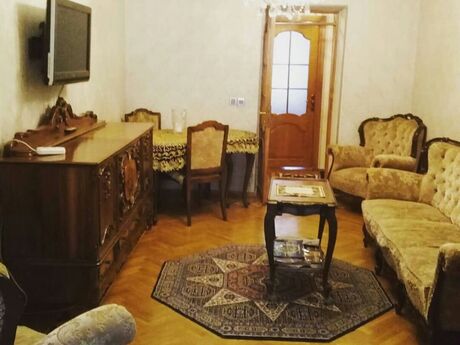 3 otaqlı köhnə tikili - 28 May m. - 50 m²