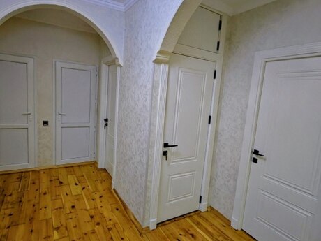 4 otaqlı köhnə tikili - Yeni Günəşli q. - 100 m²