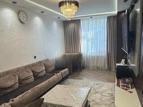 5 otaqlı köhnə tikili - Bakıxanov q. - 100 m²