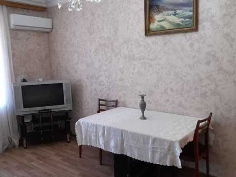 2 otaqlı köhnə tikili - Yasamal r. - 63 m²