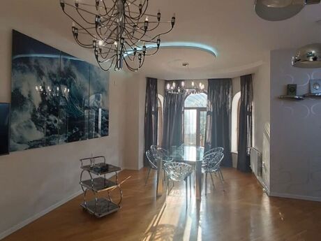4 otaqlı həyət evi/bağ evi - Xırdalan - 155 m²