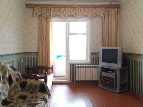 2 otaqlı köhnə tikili - Xalqlar Dostluğu m. - 50 m²