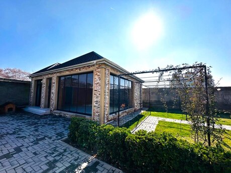 5 otaqlı həyət evi/bağ evi - Sabunçu r. - 400 m²
