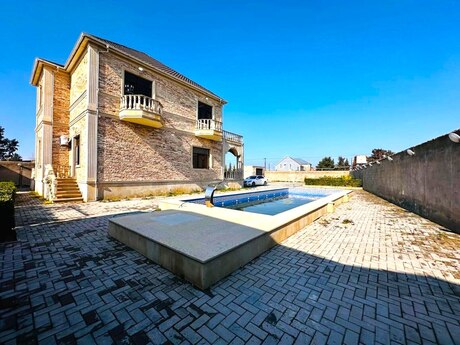 5 otaqlı həyət evi/bağ evi - Sabunçu r. - 400 m²