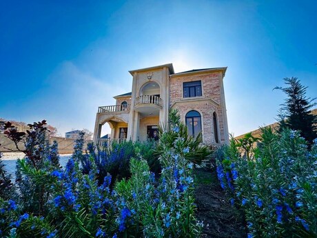 5 otaqlı həyət evi/bağ evi - Sabunçu r. - 400 m²