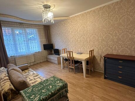 2 otaqlı köhnə tikili - Memar Əcəmi m. - 60 m²