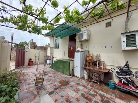 3 otaqlı həyət evi/bağ evi - Hövsan q. - 100 m²