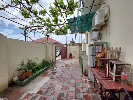 3 otaqlı həyət evi/bağ evi - Hövsan q. - 100 m²