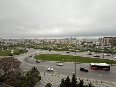 3 otaqlı köhnə tikili - İçəri Şəhər m. - 85 m²