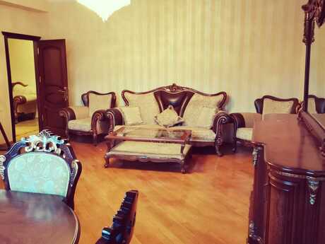 4 otaqlı yeni tikili - Nərimanov r. - 175 m²