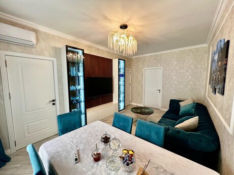 Elan №6113116 - Bakı, Memar Əcəmi m., 2 otaqlı, 55 m², 3/5 mərtəbə