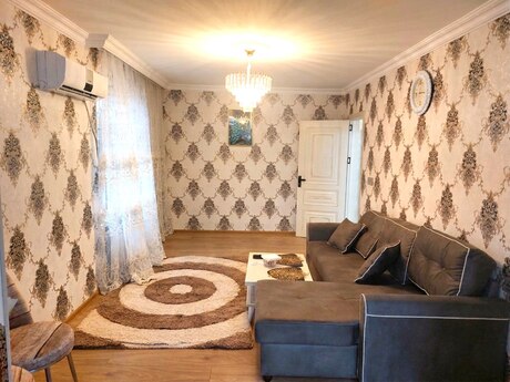 2 otaqlı köhnə tikili - Elmlər Akademiyası m. - 40 m²