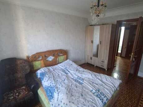 2 otaqlı köhnə tikili - İnşaatçılar m. - 60 m²